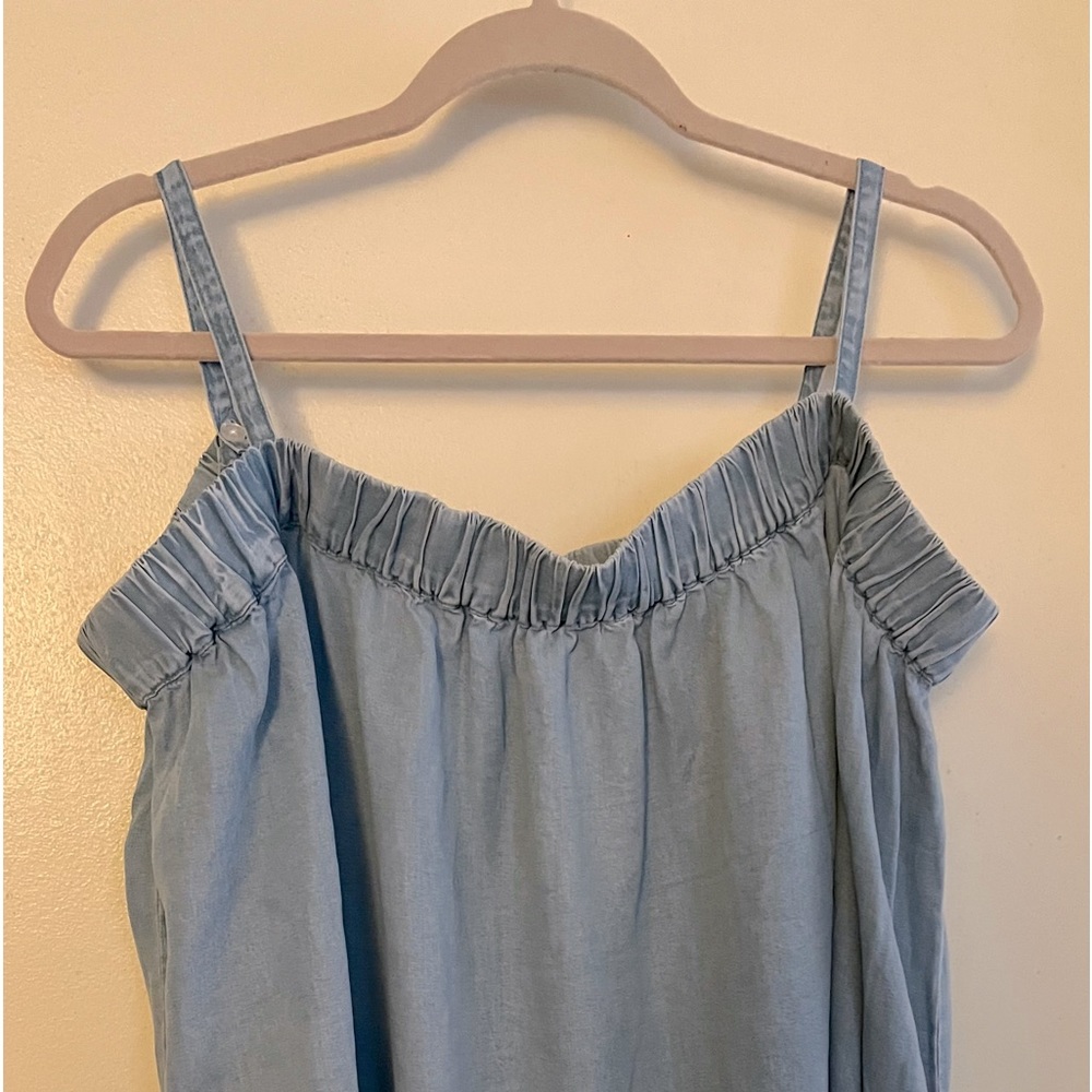 Old navy off the shoulder denim top, ties on sleeve, size 18/20